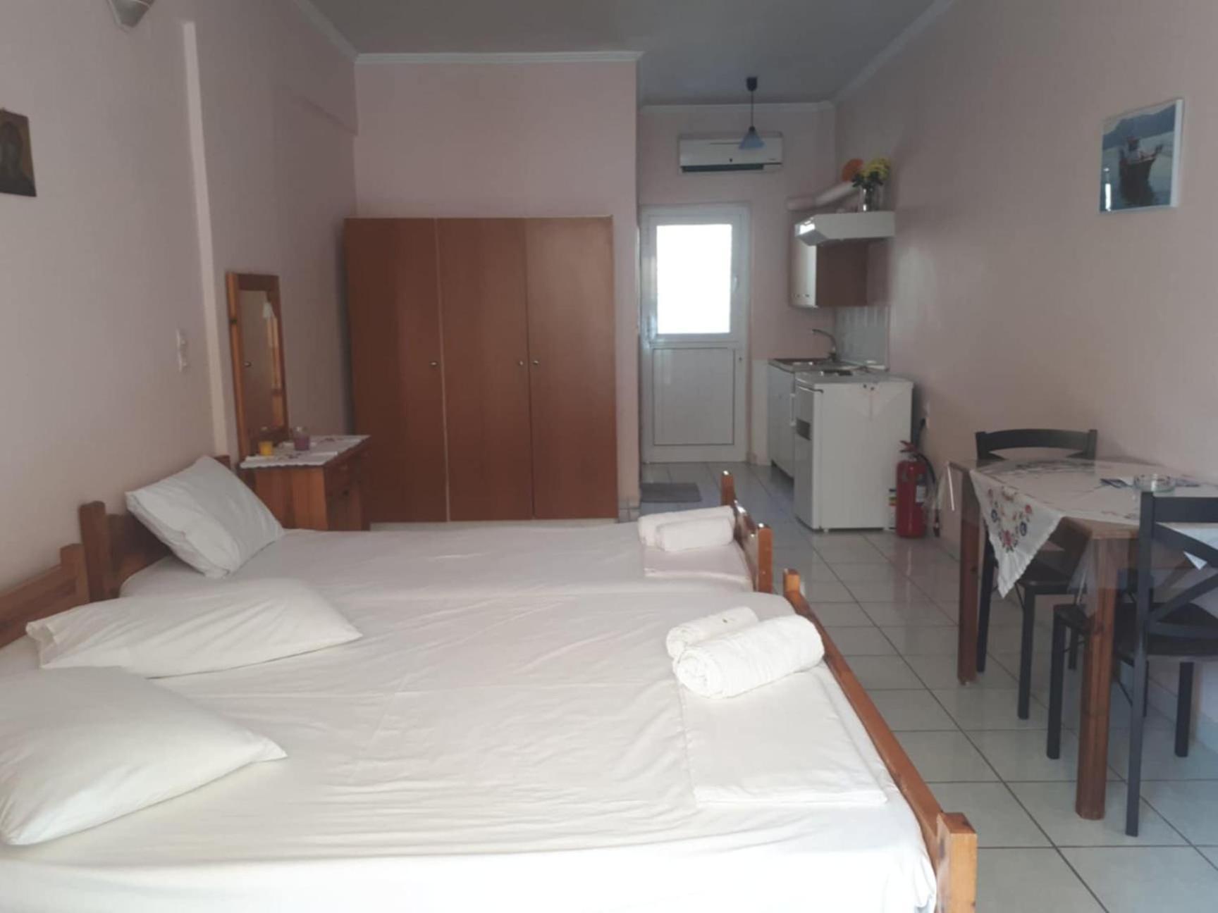 Geni Bay Apartment Yénion